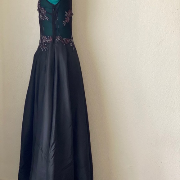 Black lace NIGHT WAY COLLECTION vintage FORMAL DRESS size 4 - Picture 3 of 8